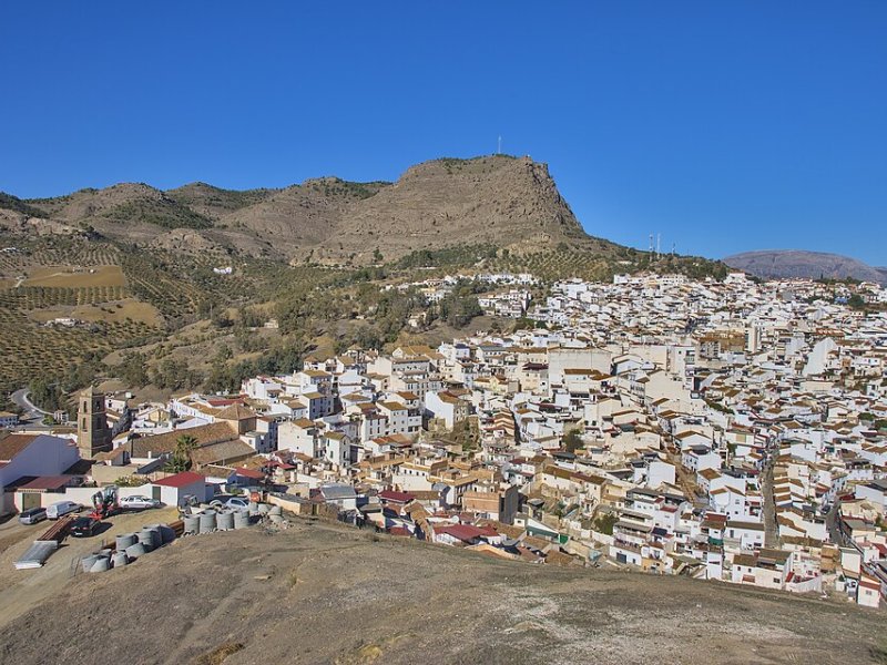 Álora