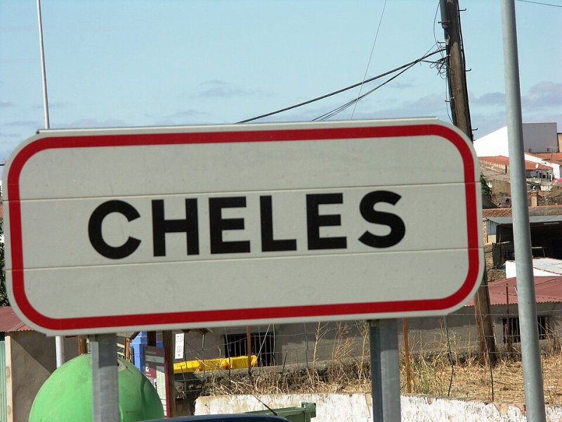 Cheles