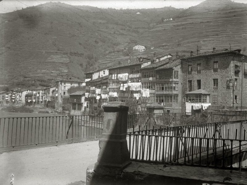 Soraluze/Placencia de las Armas